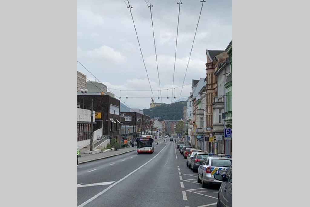Ústí nad Labem Apartman Centrum 301 מראה חיצוני תמונה